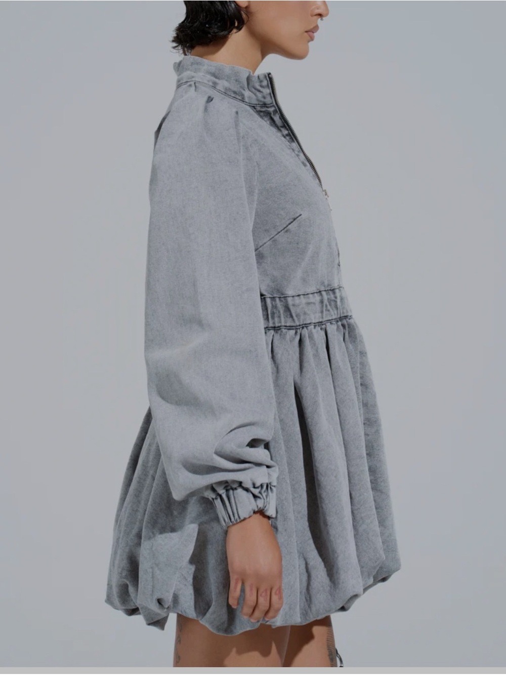 AKIRA Washed Blue Denim paper bag Bubble Mini Dress with Front Zip and - Picture 7 of 7